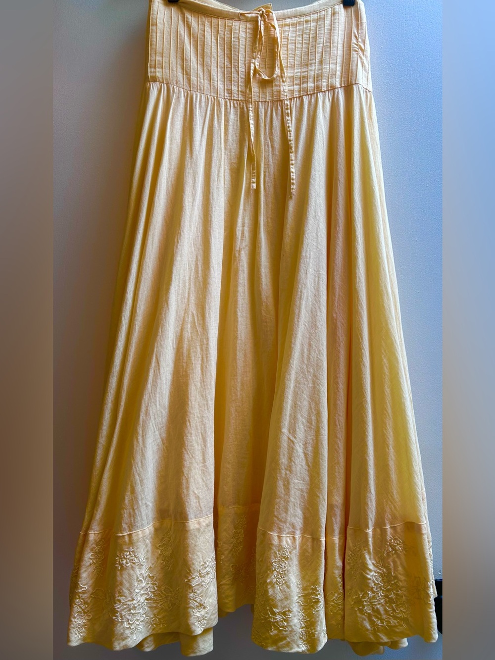 Vintage Joie 100%Cotton Yellow Embroidered Maxi Skirt - Picture 2 of 10